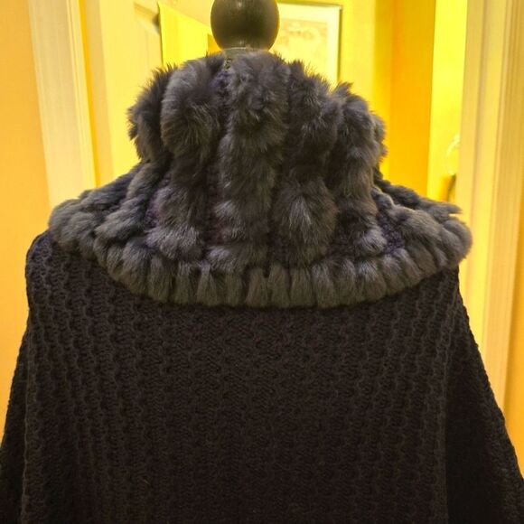 DOLCE CABO NAVY KNITTED PONCHO WITH FULL COLLAR - Picture 4 of 6